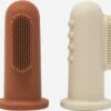 Mushie Finger Toothbrush Clay/Sand - Vingertandenborstel Baby - 2 Stuks Per Verpakking - Tandenborstel Siliconen -Mondelinge Benodigdheden Winkel 1200x1117
