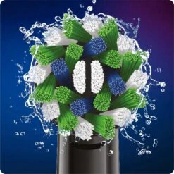 Oral-B CrossAction Opzetborstel Kleur Zwart, Verpakking Van 12 Stuks, Verpakking Van Brievenbusformaat -Mondelinge Benodigdheden Winkel 1200x1200 637