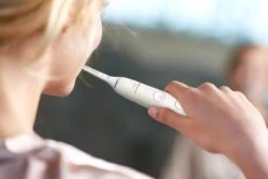 Philips Sonicare DiamondClean 9000 HX9914/55 - Elektrische Tandenborstel - Wit - 2 Stuks 17 Philips Sonicare DiamondClean 9000 HX9914/55 - Elektrische Tandenborstel - Wit - 2 Stuks -Mondelinge Benodigdheden Winkel 1200x800 50