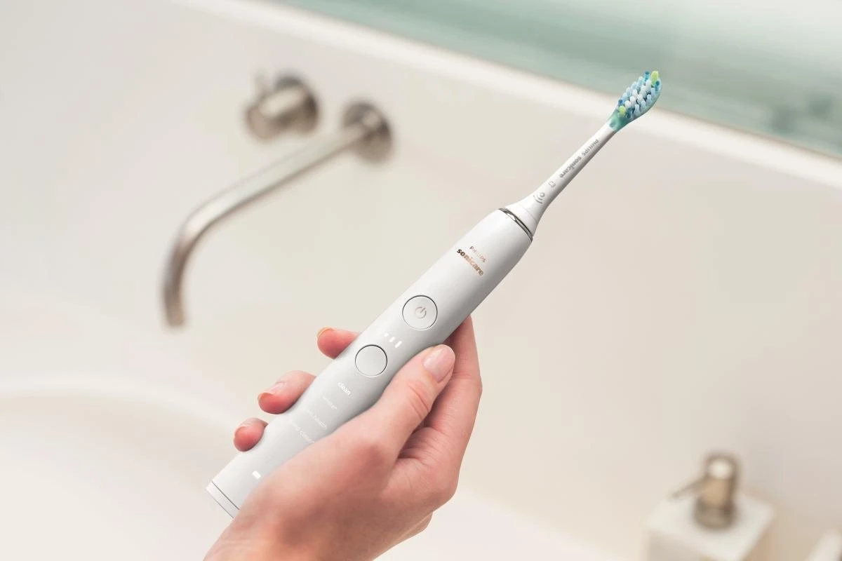 Philips Sonicare DiamondClean 9000 HX9914/55 - Elektrische Tandenborstel - Wit - 2 Stuks 9 Philips Sonicare DiamondClean 9000 HX9914/55 - Elektrische Tandenborstel - Wit - 2 Stuks - Afbeelding 7