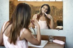 Philips Sonicare DiamondClean 9000 HX9911/29 - Luxe Elektrische Tandenborstel - Lichtroze 29 Philips Sonicare DiamondClean 9000 HX9911/29 - Luxe Elektrische Tandenborstel - Lichtroze -Mondelinge Benodigdheden Winkel 1200x800 71